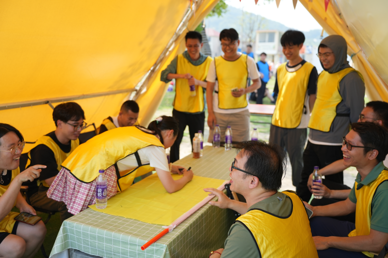 1745812552190658.png BaubeC.png